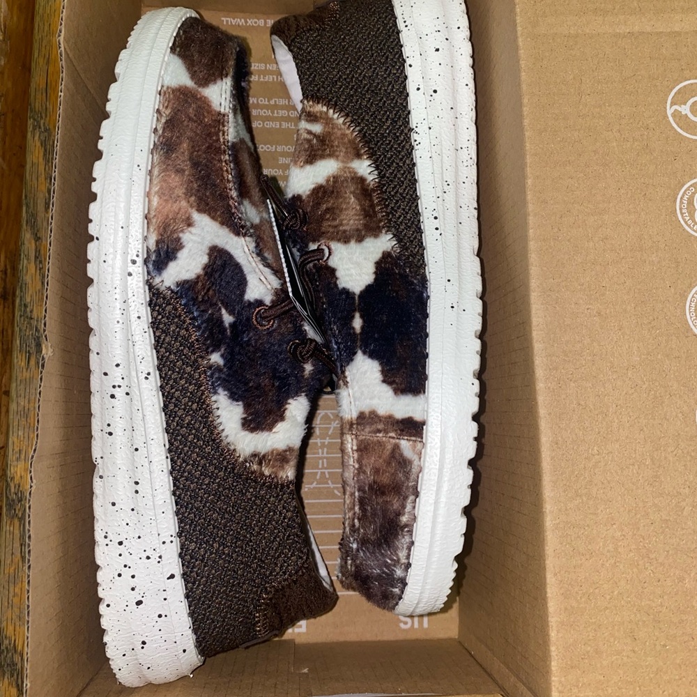 RARE Cow print Hey Dudes brand new in box with tags sizes womens 5 & 10